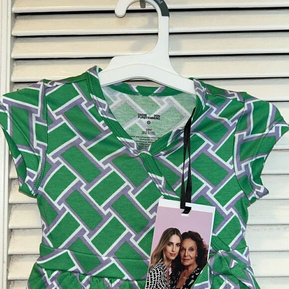 Sold out DVF 4 Target 🎯 Faux Wrap Dress 👗w/Comfy Bottoms Designer🧑🎨Cute 🥰 - Picture 8 of 17